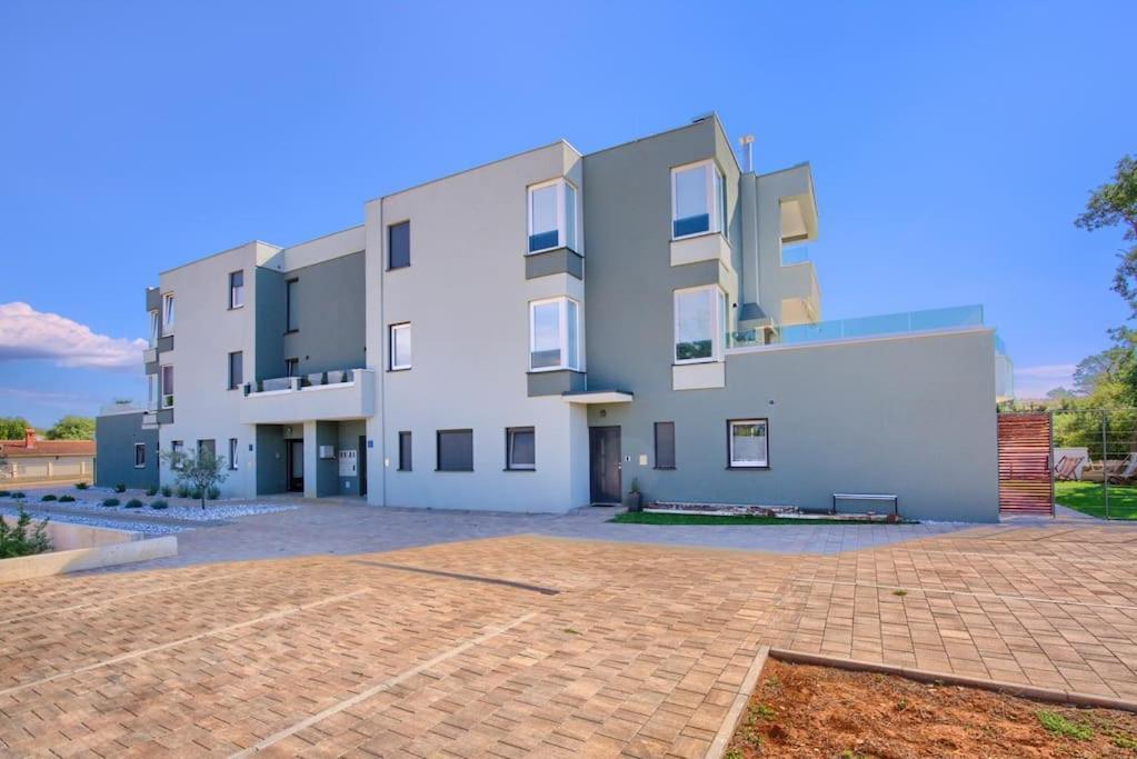 Apartment Sunrise Fuer 6 Personen In Pula-Stinjan Eksteriør bilde
